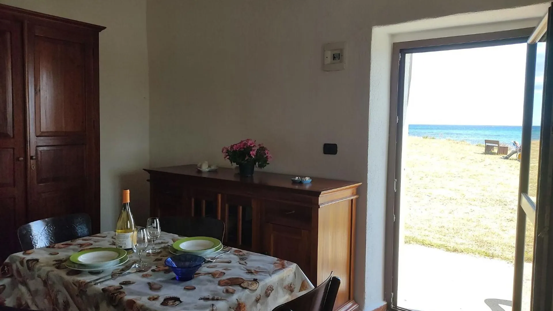 House By The Sea Villa San Giovanni  Italy